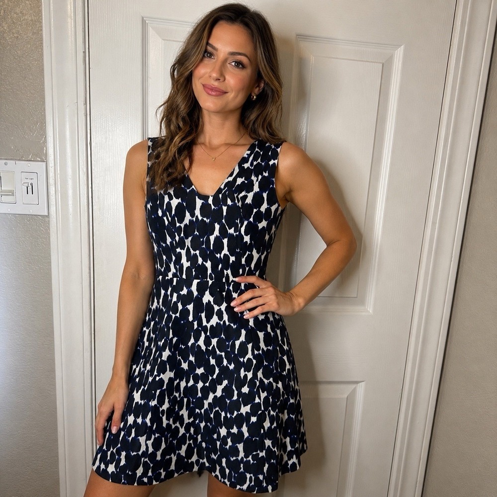 Kate Spade New York Dress 2 Blue White Animal Print Fit Flare Sleeveless Chic